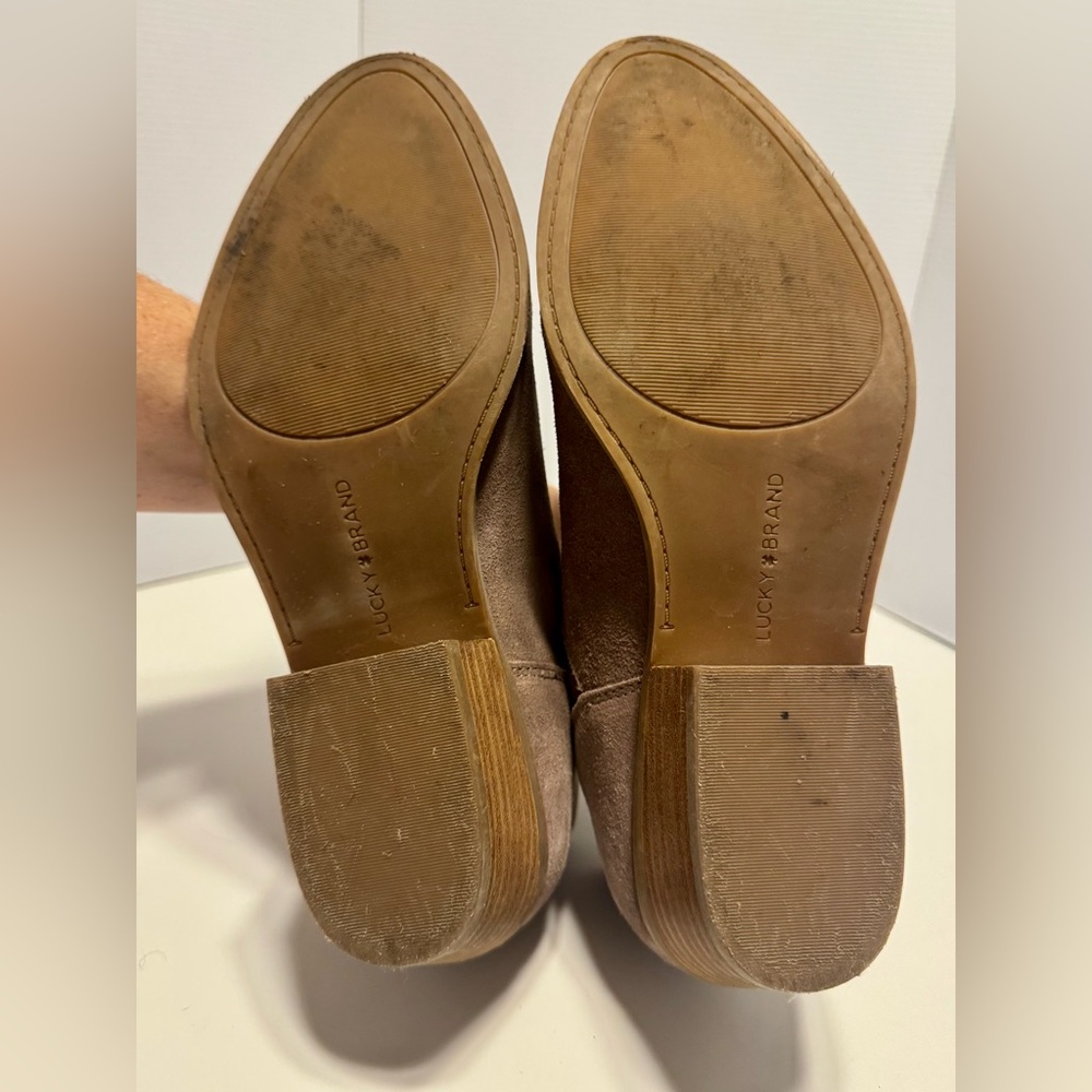 Lucky Brand Women’s Suede Ankle Booties 9.5 - Picture 8 of 10